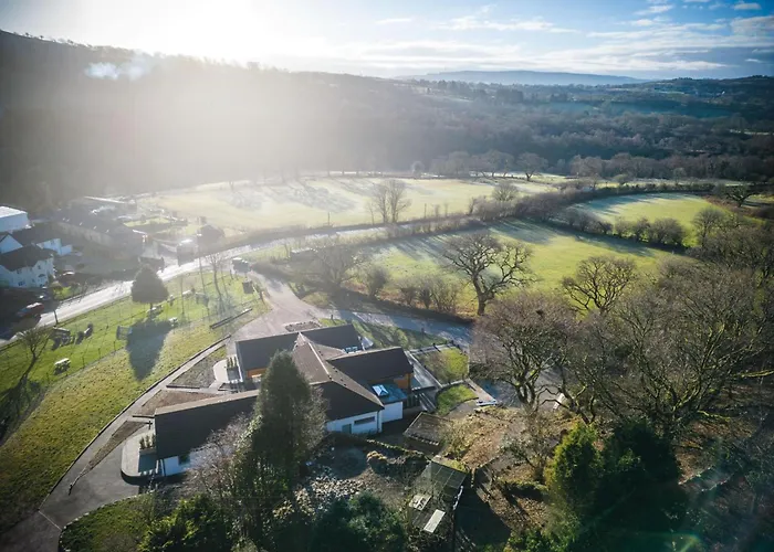 Suite 6 - Sleeping Giant Hotel - Pen Y Cae Inn